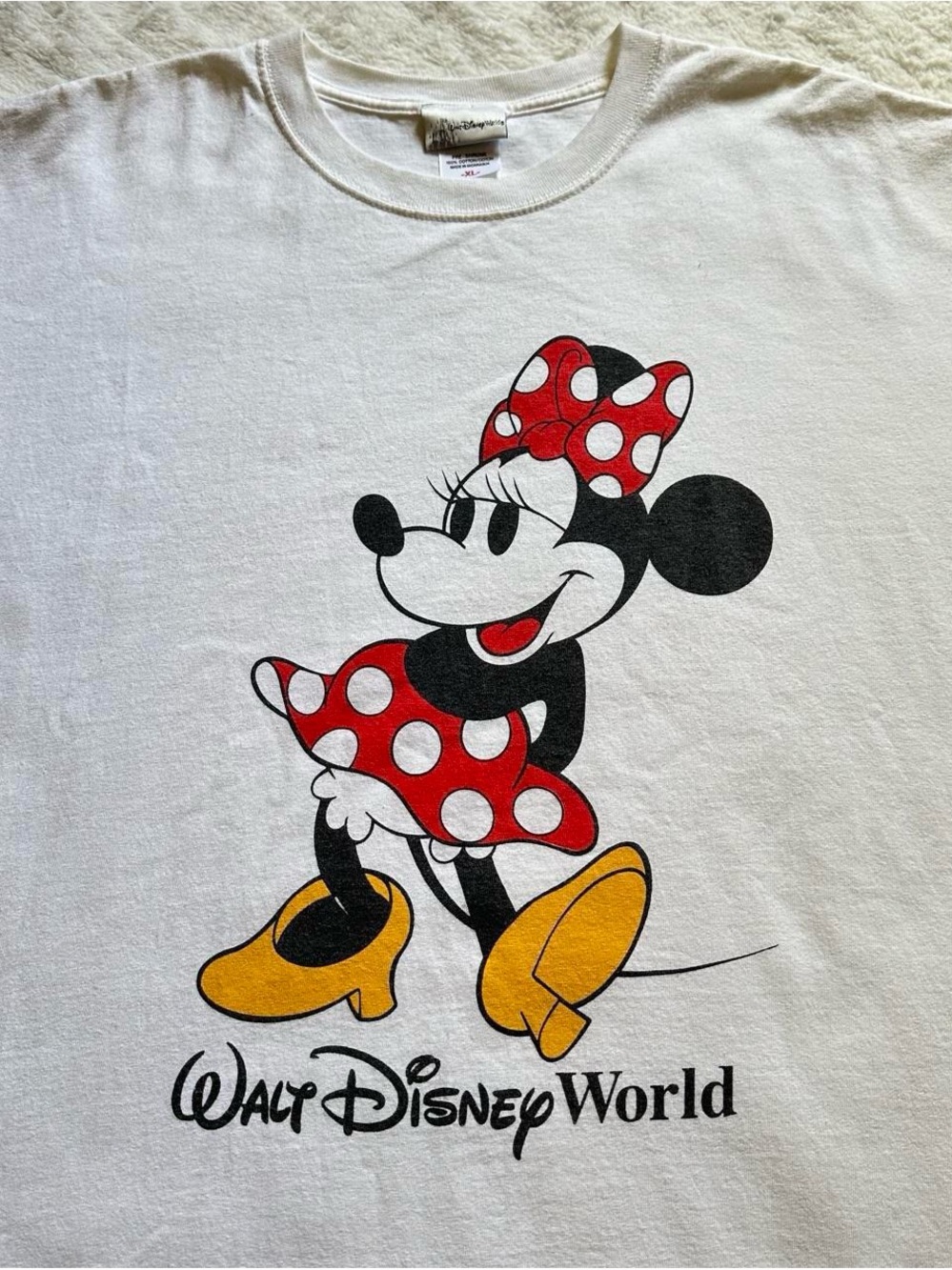 Vintage Disney Minnie Mouse Graphic Tee - White, Red, Yellow XL